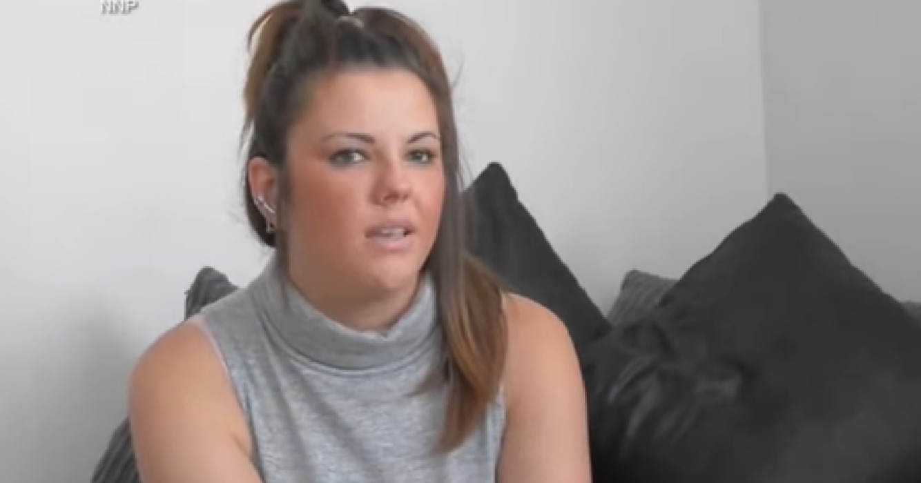 Vrouw eet dagelijks 20 schuursponsjes: ‘Anderen gaan uit eten, ik ga uit voor een spons’