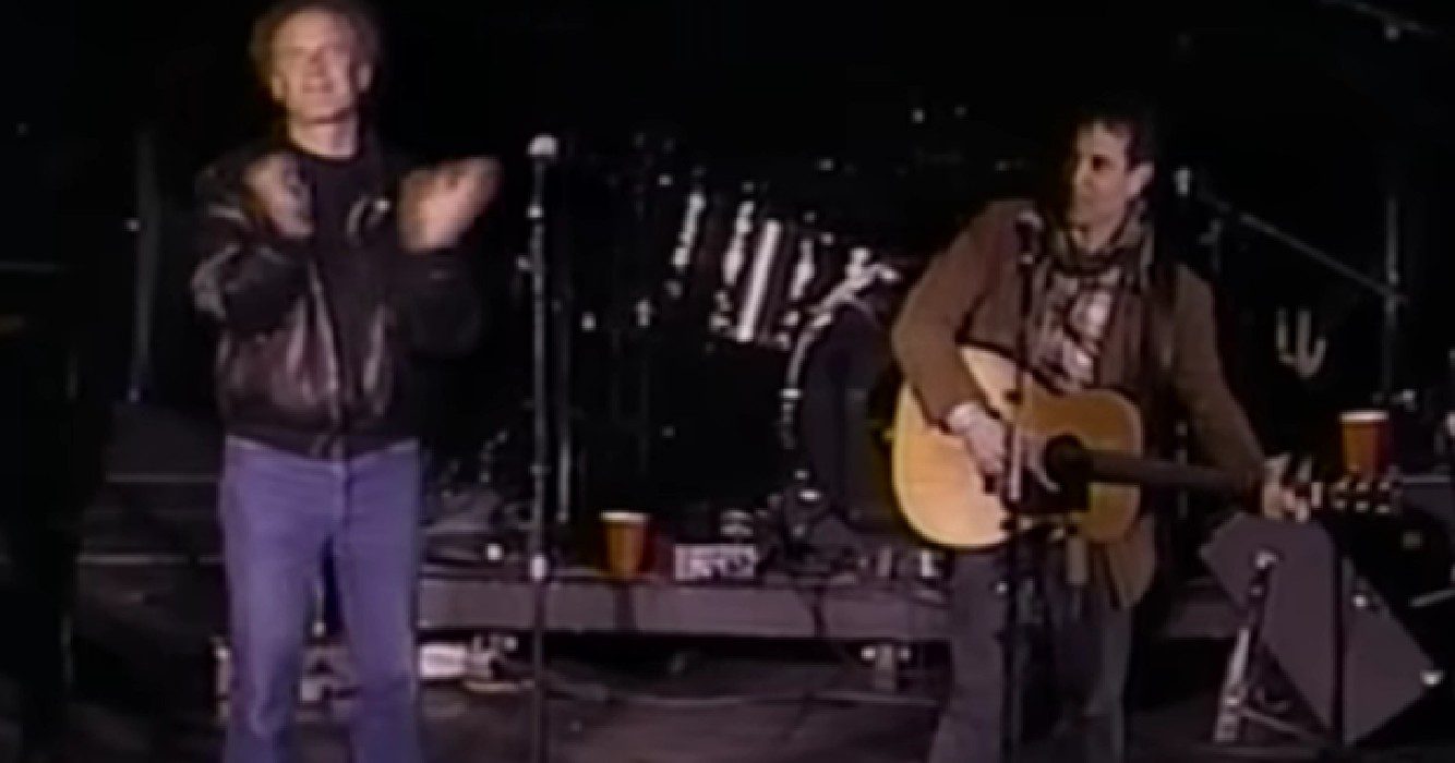 Duo zingt een van de mooiste versies van ‘The Sound of Silence’ en betovert toeschouwers