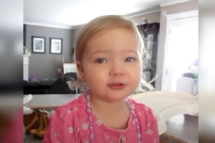 2-jarig meisje zingt megahit van adele en verovert miljoenen harten