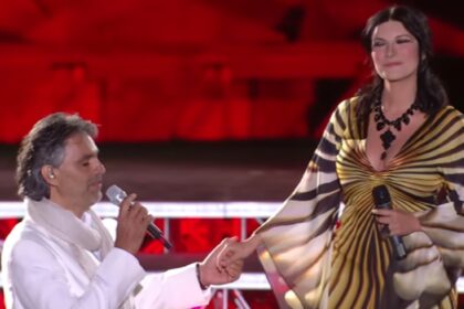 Andrea Bocelli zingt uniek duet met zijn vrouw dat iedereen sprakeloos achterlaat