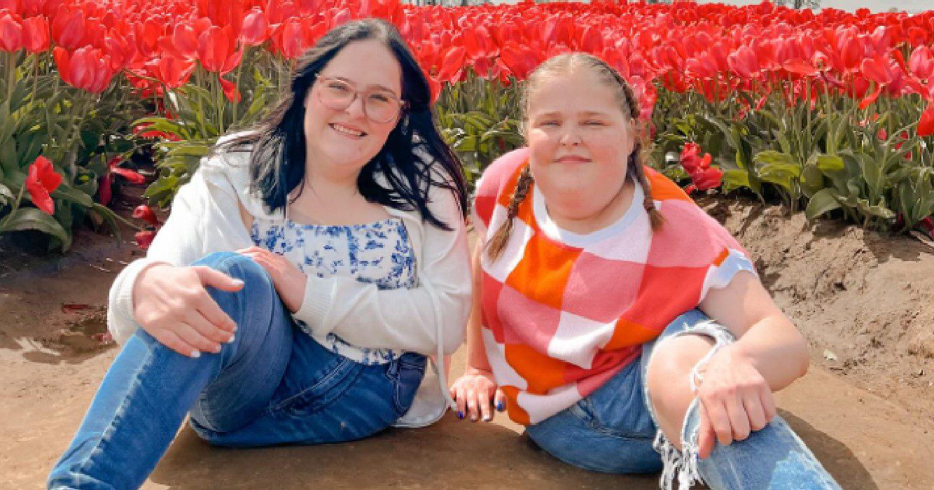 Siamese tweeling werd wereldberoemd in 2002 en zijn nu volwassen